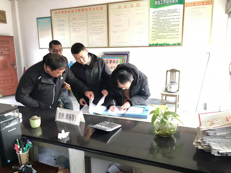 北中镇纪委开展元旦节日值班值守及疫情防控工作安排情况督查.jpg